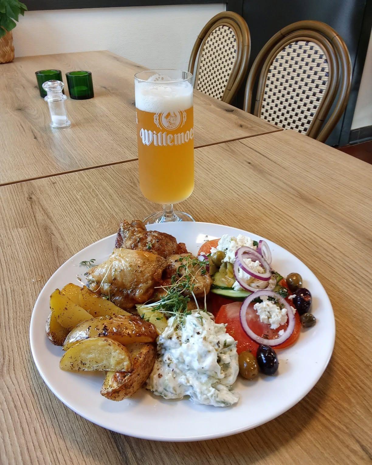 Dagens ret: græsk kylling med tzatziki og kartofler